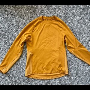 Limited edition men’s lululemon lunar long sleeve